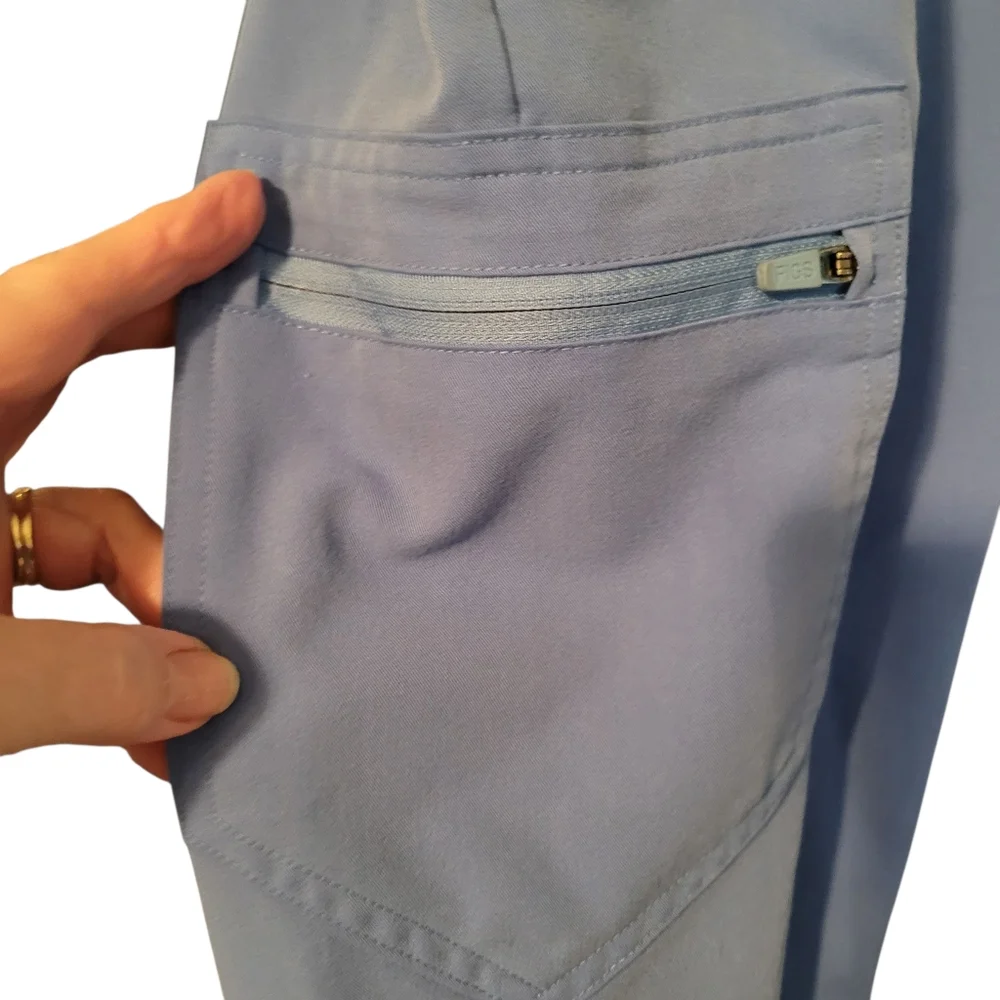 FIGS Technical Collection ceil blue Zamora jogger scrub pants - M.     S81 - Picture 3 of 10